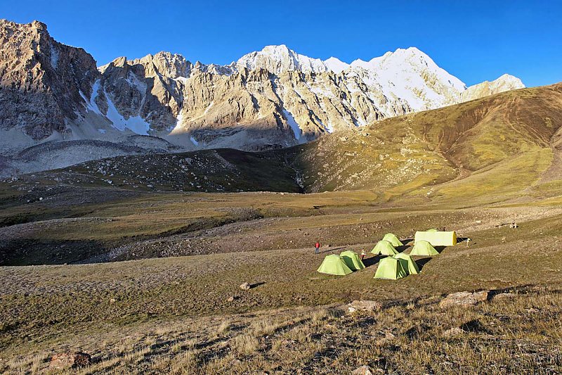 Trekking in Alai Region